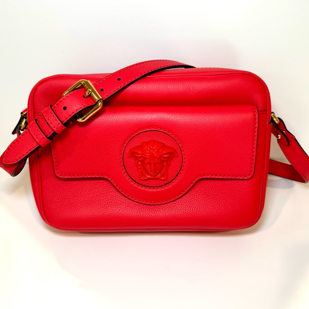 Versace Medusa Logo Camera Bag In Red Grained Calfskin Leather W Crossbody Strap